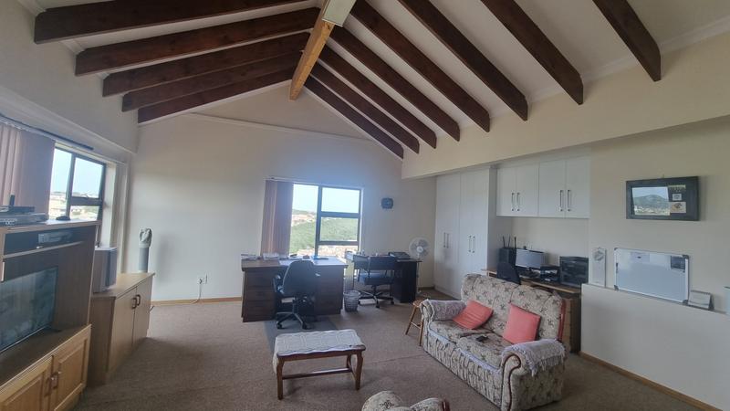 6 Bedroom Property for Sale in Groot Brakrivier Central Western Cape